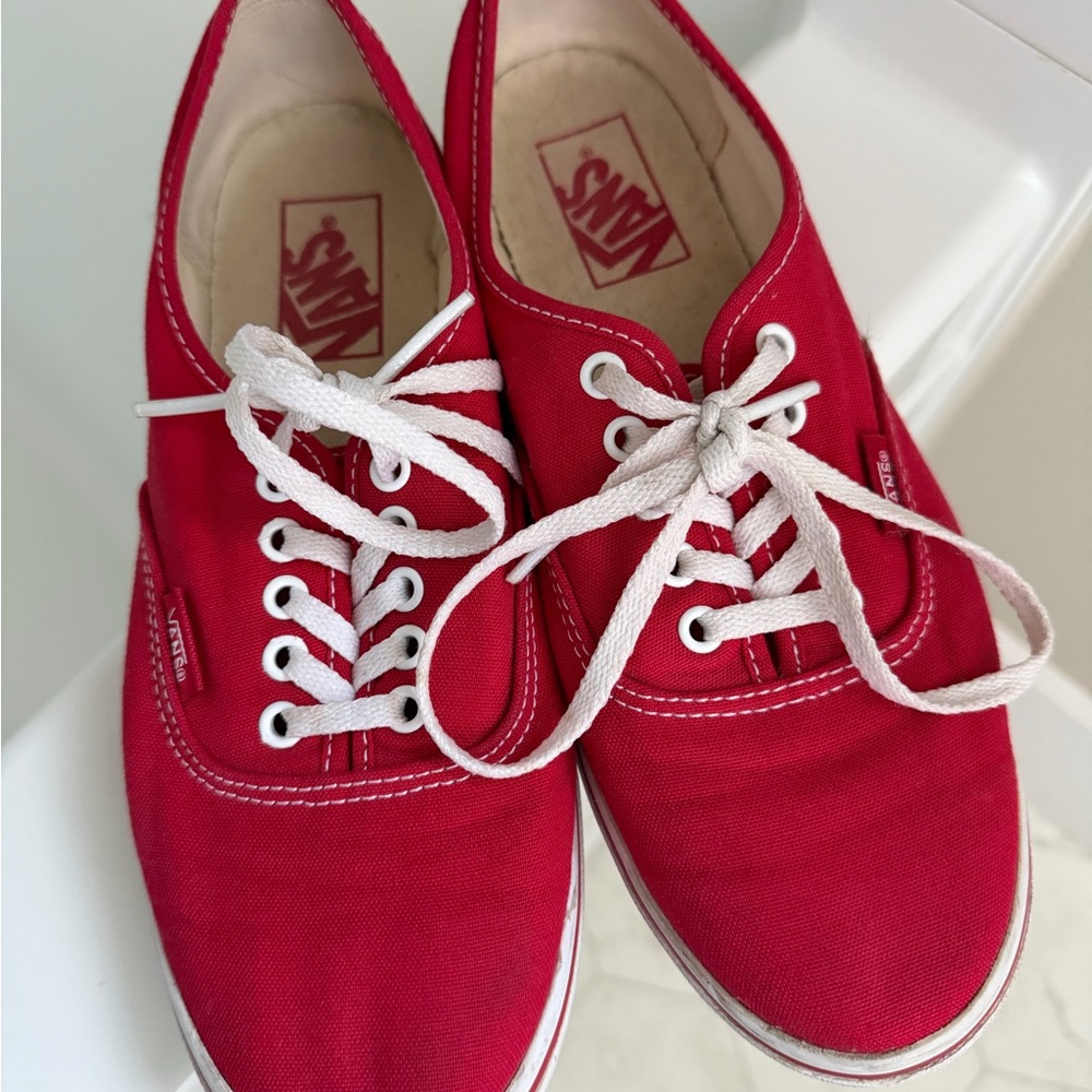 Pre-loved Vans Classic Sneakers